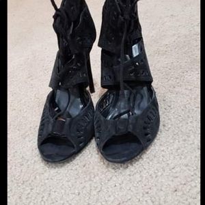 Used Black sandals